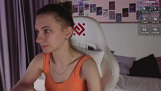 kaleriyaa  online show from March 18, 8:30 am