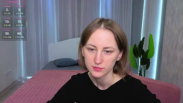 LuluChiiii online show from October 24, 10:33 am