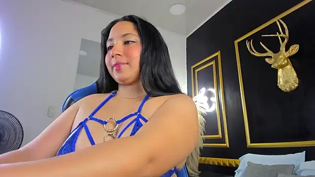 luccia smith online show from September 10, 12:49 pm