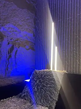 ALYSON HARPER online show from February 11, 11:12 am