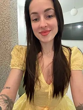 SakuraSara online show from December 3, 1:24 pm