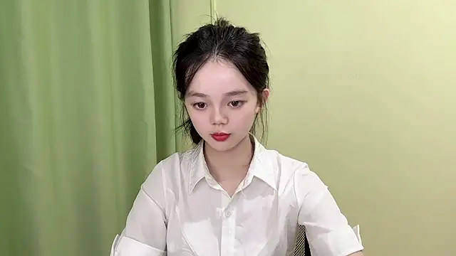 Nicole-13 online show from October 2, 4:01 pm