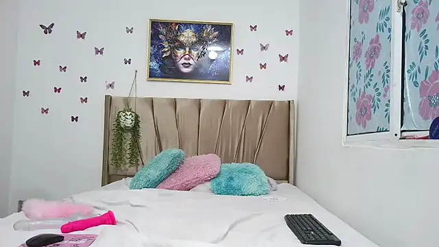 Daniiela lan online show from September 13, 2:19 am