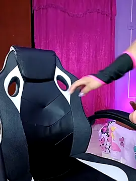 LunaaRosse online show from November 1, 2:37 am