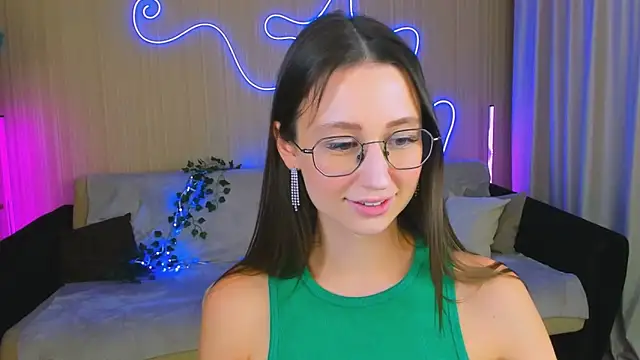 YourLovellyStory online show from October 1, 7:52 pm