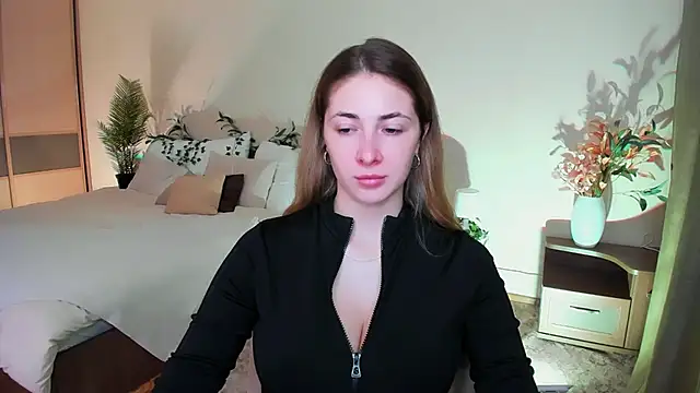 SensitiveSooul online show from September 10, 7:25 pm