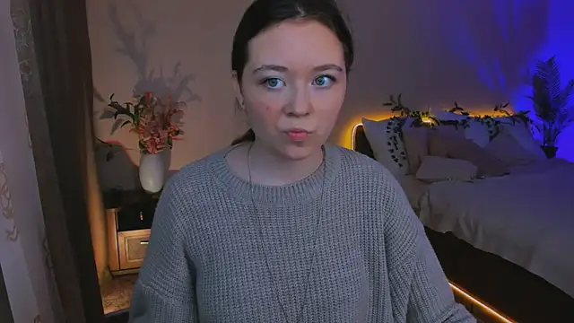 AlluringLookk online show from September 21, 4:33 am