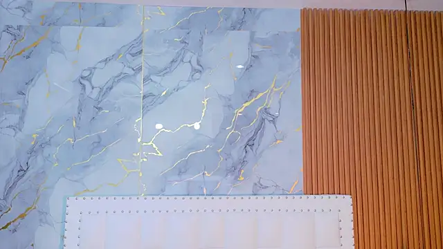 curvybrunnett online show from November 9, 11:39 am