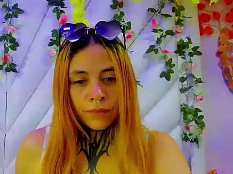 Snapshot of Sofii_Anal_ chatting on September 19, 2:54 am Sofii Anal online show from September 19, 2:54 am
