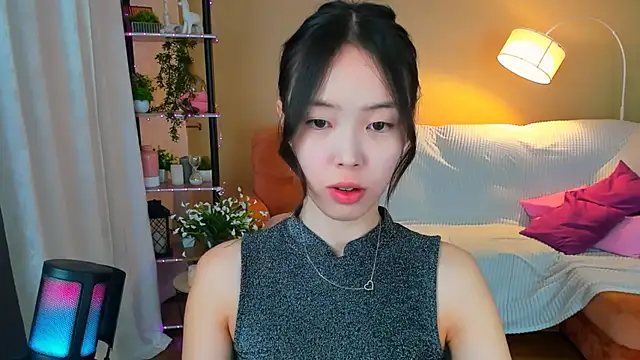 Snapshot of SoulHarmoonyy chatting on October 17, 7:28 pm SoulHarmoonyy online show from October 17, 7:28 pm