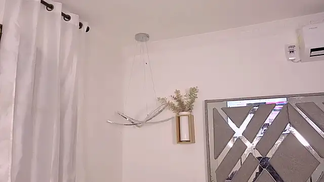 Venus velvett online show from December 3, 7:22 am