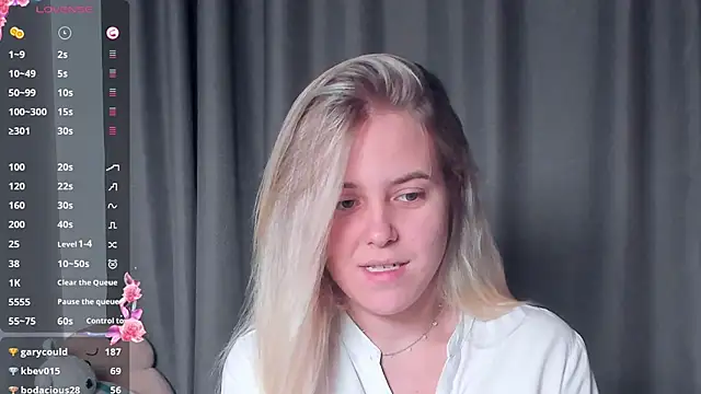 AngelAnty online show from October 27, 4:46 pm