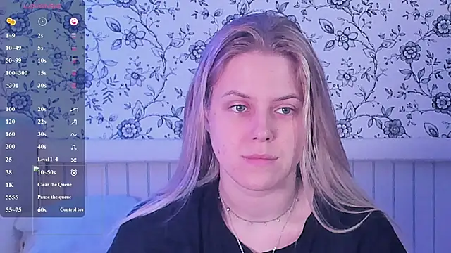 AngelAnty online show from April 23, 2:08 pm