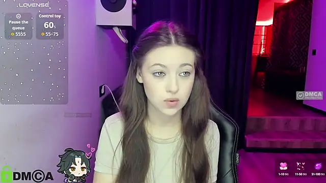 Snapshot of AmourLily chatting on October 1, 6:51 am AmourLily online show from October 1, 6:51 am