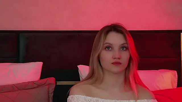 StacyEvances online show from March 17, 5:44 am