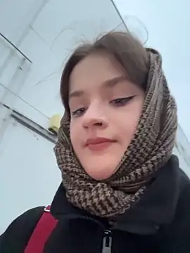 KittyQueeny online show from October 25, 2:25 pm