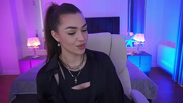 EricaSin online show from April 1, 2:03 pm