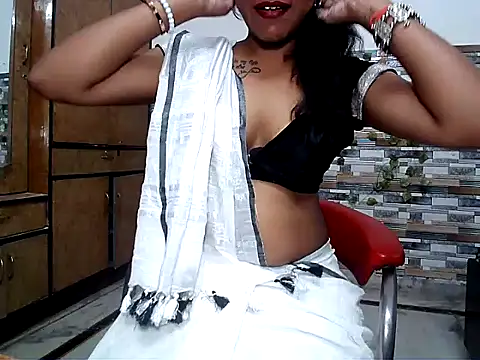 HOT AARVI11 online show from September 29, 5:01 am