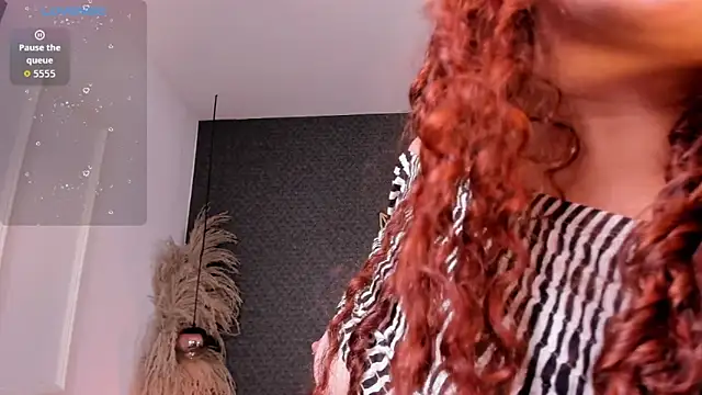 Snapshot of vane_vixen chatting on October 15, 8:11 pm vane vixen online show from October 15, 8:11 pm