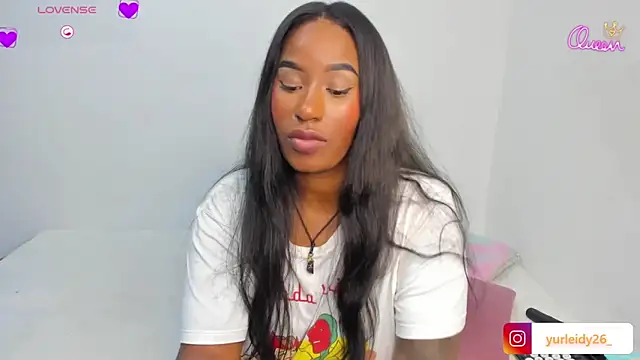 Brandy brown  online show from January 18, 12:07 am