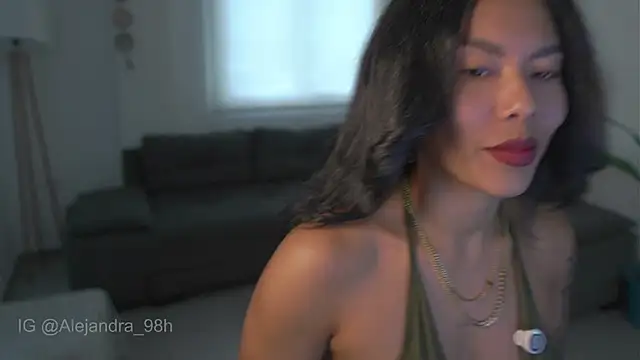 Snapshot of kyria_1 chatting on October 19, 10:12 pm kyria 1 online show from October 19, 10:12 pm