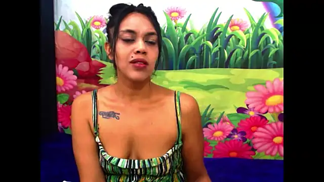 indiandesire4u69 online show from October 25, 7:10 pm