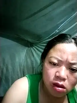Snapshot of Sasumema chatting on September 18, 9:13 pm Sasumema online show from September 18, 9:13 pm