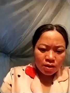 Snapshot of Sasumema chatting on October 11, 11:51 pm Sasumema online show from October 11, 11:51 pm