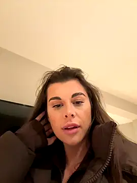 AlitaNova online show from November 30, 5:06 pm