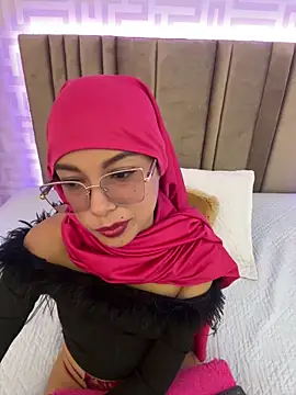 naishaa  online show from March 20, 7:30 pm