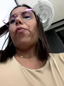 Snapshot of LICEET chatting on September 27, 12:07 am LICEET online show from September 27, 12:07 am