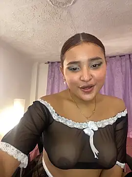Snapshot of ladulcemary chatting on September 28, 10:48 pm ladulcemary online show from September 28, 10:48 pm