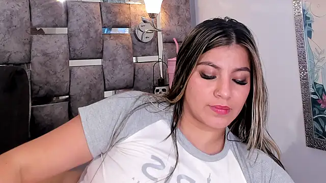 Snapshot of Mariia_Josee chatting on October 15, 4:04 am Mariia Josee online show from October 15, 4:04 am