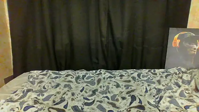 Snapshot of litle_owl chatting on September 27, 5:09 pm litle owl online show from September 27, 5:09 pm