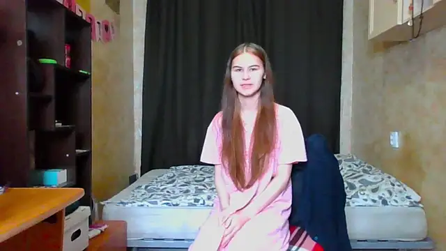 Snapshot of litle_owl chatting on October 1, 4:45 pm litle owl online show from October 1, 4:45 pm
