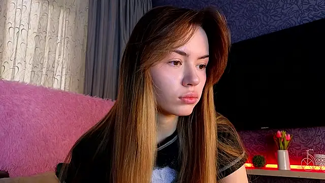 telari0l0ve online show from February 1, 9:08 am