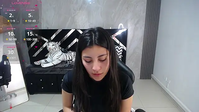 Snapshot of Zoe_Blaze_A chatting on September 9, 2:06 pm Zoe Blaze A online show from September 9, 2:06 pm