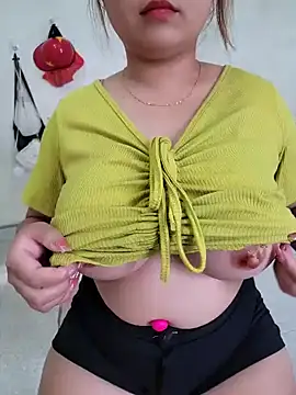 Snapshot of Akira_sera chatting on October 18, 3:09 am Akira sera online show from October 18, 3:09 am