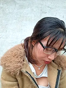 Snapshot of ngocngoc_cute chatting on September 30, 9:59 am ngocngoc cute online show from September 30, 9:59 am