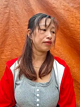 Snapshot of ngocngoc_cute chatting on October 15, 4:15 am ngocngoc cute online show from October 15, 4:15 am