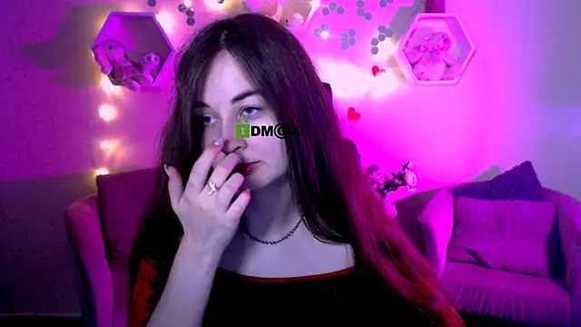 Snapshot of lilith_diva chatting on October 19, 7:27 pm lilith diva online show from October 19, 7:27 pm