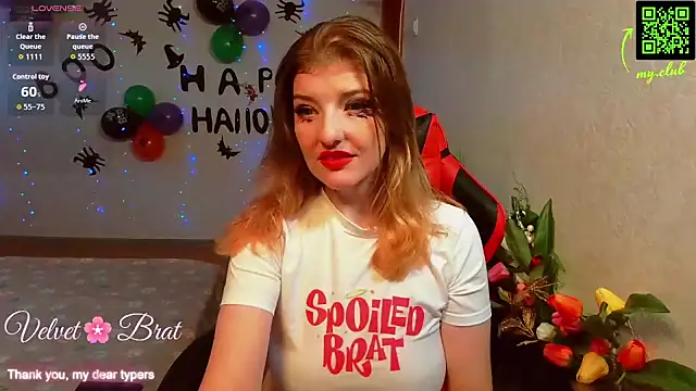 QueenInSilence online show from October 19, 9:17 pm