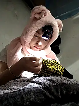 naop04 online show from December 3, 11:51 pm