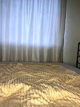 Snapshot of Yasmin777_ chatting on September 27, 10:17 pm Yasmin777 online show from September 27, 10:17 pm