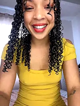 Snapshot of Yasmin777_ chatting on September 10, 5:35 pm Yasmin777 online show from September 10, 5:35 pm