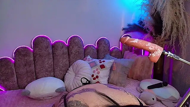 Claiborne Morris online show from January 14, 10:26 pm