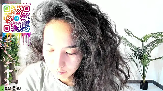 Snapshot of FlirtyAura chatting on September 11, 3:51 am FlirtyAura online show from September 11, 3:51 am