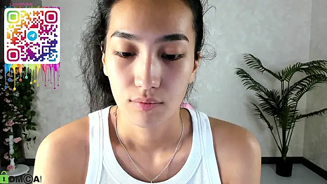 Snapshot of FlirtyAura chatting on September 9, 3:50 am FlirtyAura online show from September 9, 3:50 am