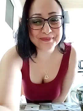 Saidka kis online show from November 15, 12:39 pm