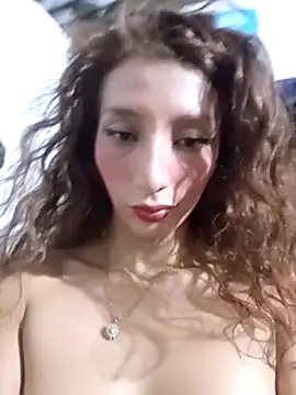 amelie sex online show from February 13, 10:11 pm